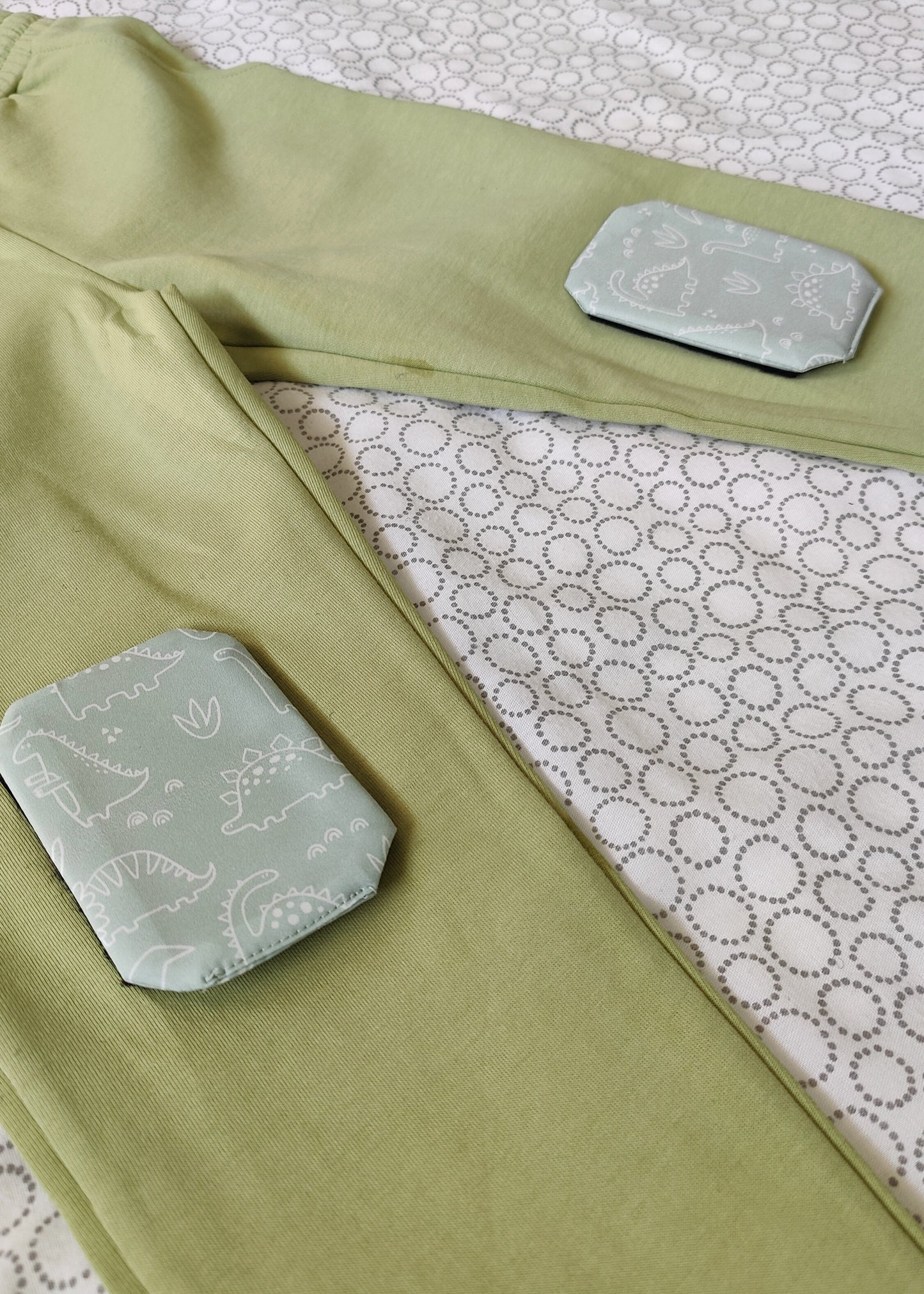 SafeMason Pants with Gray Knee pads